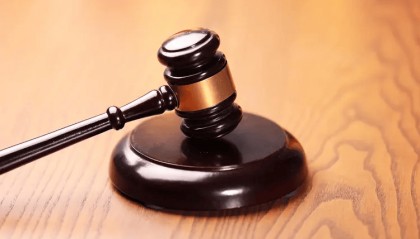 山西运城一对情侣吵架男友跳车身亡,经调解后女子赔偿21.8万元