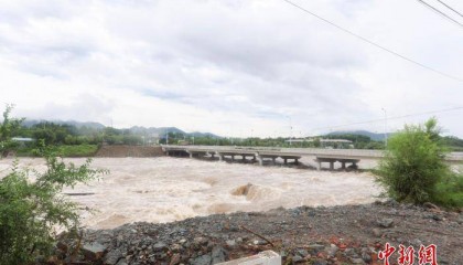 北京密云水库持续泄流 累计出库水量达1.8亿立方米