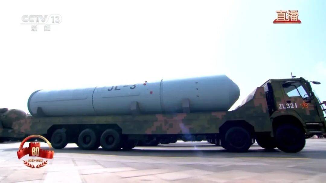 九三阅兵重磅武器汇总来了，完整视频+高清大图！中国军队装备已经Next Level，军迷变军盲