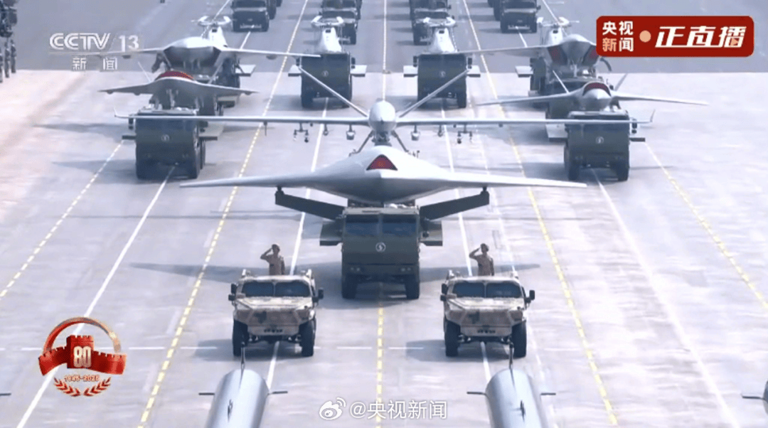 九三阅兵重磅武器汇总来了，完整视频+高清大图！中国军队装备已经Next Level，军迷变军盲