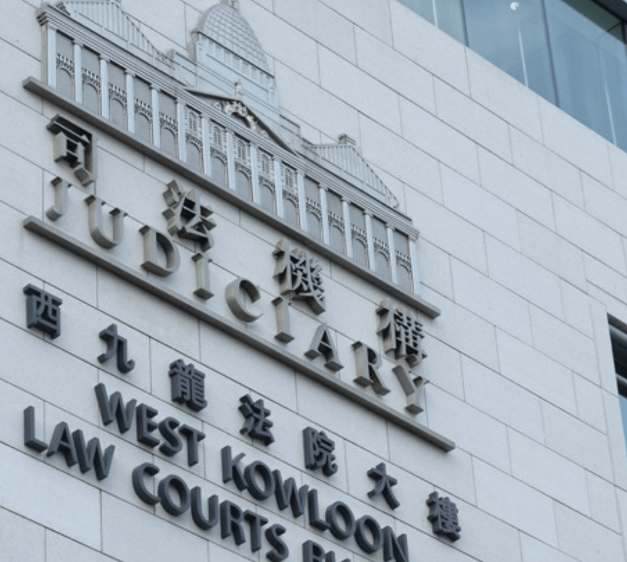 地勤偷拍空姐裙底近30秒，称“为了解决性需要”！法院判了