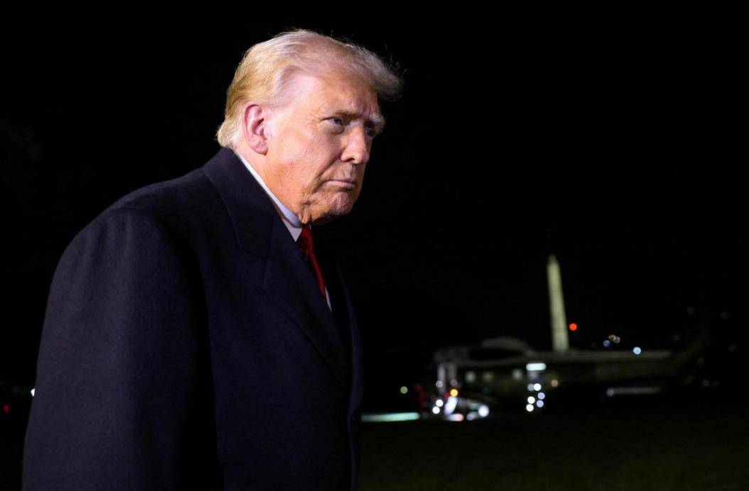 中美连谈2天,特朗普场外让步,撤100%关税,新加坡:中国是强国