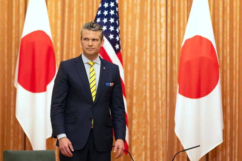 琉球群岛发生：美军单独上街，日本怎么办？