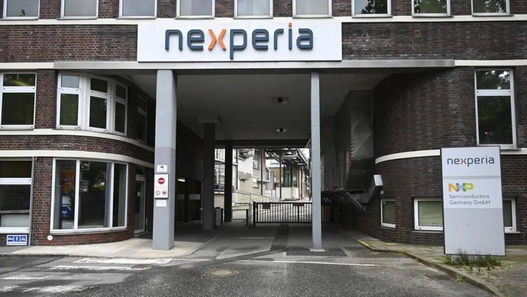 这种局面不能再延续下去了,否则中国很危险