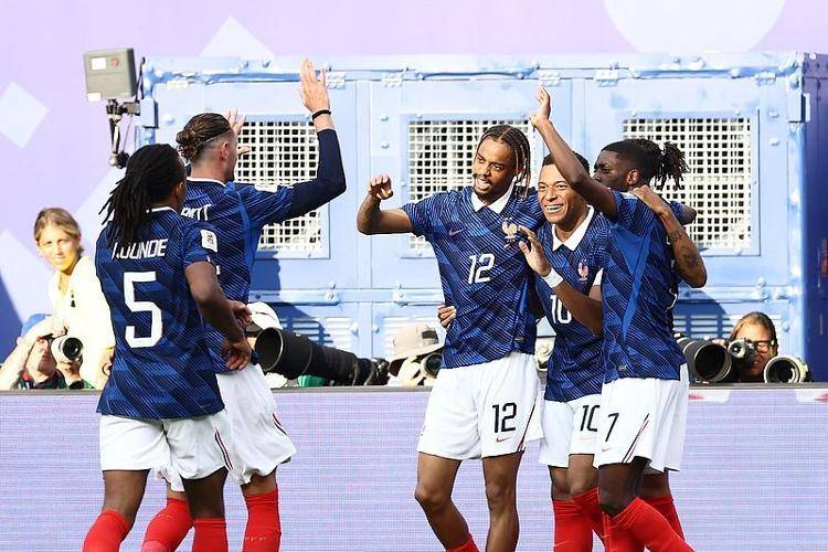 姆巴佩双响 法国3-0战胜瑞典晋级16强